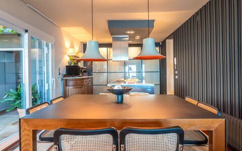 Vistamar: Table, Furniture, Property, Chair, Wood, Interior Design, Lighting, Kitchen, Plant, Flooring