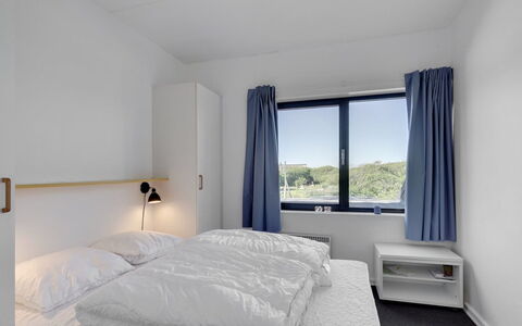 Marinus - 100M from the Sea: Bedroom, Daylighting, Hotel, Bed, Bedding
