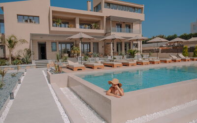 Olive 2.3: Water, Building, Sky, Property, Swimming Pool, Azure, Condominium, Interior Design, Outdoor Furniture, Plant