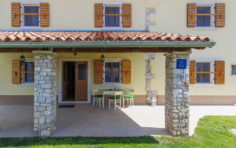 Lucija: Water, Sky, Building, Window, Swimming Pool, Azure, Shade, Composite Material, Real Estate, Leisure