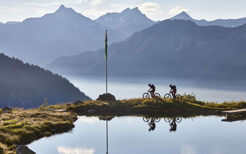Ischgl 111: Mountain, Sky, Mountainous Landforms, Bicycle, Bicycle Wheel, Hill, Mountain Range