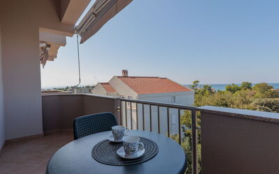 Accommodation:&nbsp;Irena 127.3