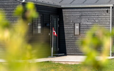 Merete - 900M from the Sea: Wood, Roof, Architecture, Home, House, Cottage, Siding, Hardwood, Slope, Estate
