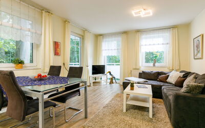 Accommodation:&nbsp;Anna 182.2