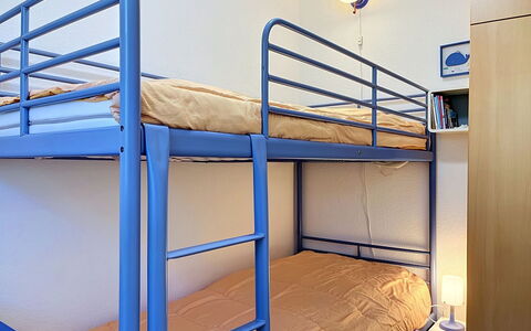 Zinnowitz 111: Bed, Flooring, Bunk Bed, Bedroom, Floor, Interior Design, Bed Sheet, Bedding, Bed Frame, Furniture