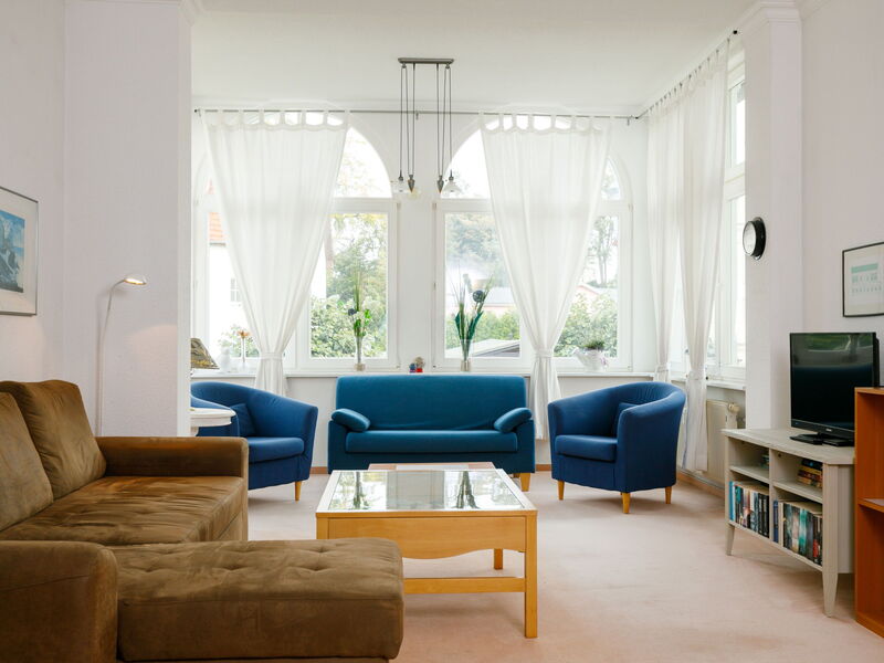 Accommodation:&nbsp;Famulla-Schulze 160.2
