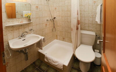 Accommodation:&nbsp;Le Sporting 213 220.1