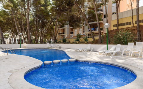 Uolas: Apartment, Condominium, Swimming Pool, Shade, Outdoor Furniture, Resort, Balcony, Hotel, Resort Town