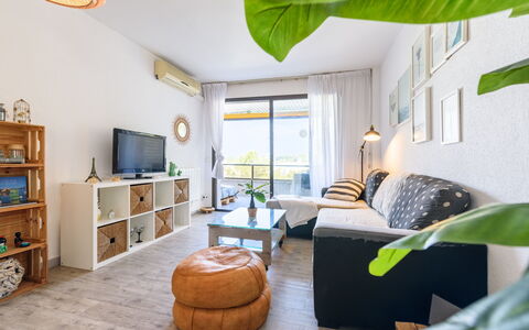 Uolas: Furniture, Interior Design, Couch, Wood, Living Room, Flooring, Ceiling, Room, Apartment, Lighting