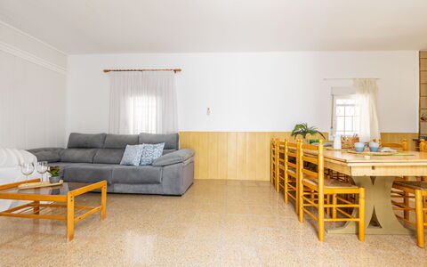 Mama: Water, Plant, Swimming Pool, Tree, Shade, Outdoor Furniture, Leisure, Rectangle, Composite Material, Landscape