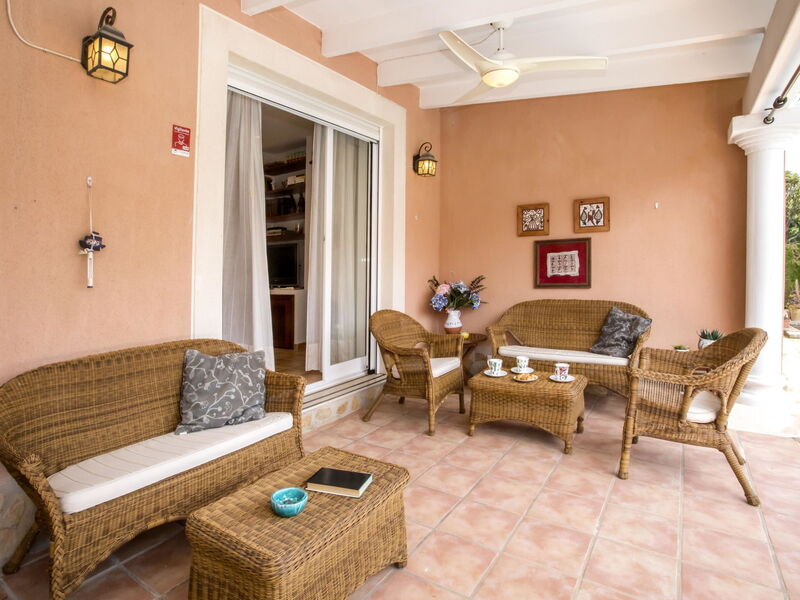 Casa Larauri Oliva Nova