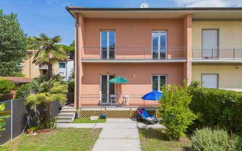 Villa Margherita: Flower, Plant, Plant Community, Sky, Botany, Petal, Nature, Mountain, Natural Landscape, Vegetation