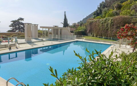Les Miradors: Swimming Pool, Property, Real Estate, Resort, Building, Vacation, Leisure, House, Resort Town, Villa