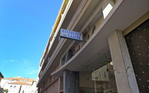 Le Casino: Architecture, Daytime, Building, Property, Neighbourhood, Urban Area, Wall, Sky, Facade, House
