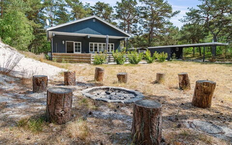 Sjo - 300M from the Sea: Roof, House, Land Lot, Home, Cottage, Estate, Garden Buildings, Shade, Log Cabin, Landscaping