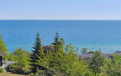 Johanna - 300M from the Sea