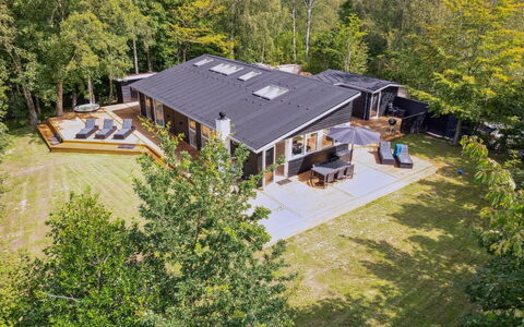 Heidel - 1.1Km from the Sea: Home, Cottage, Porch, Siding, Farmhouse, Outdoor Structure
