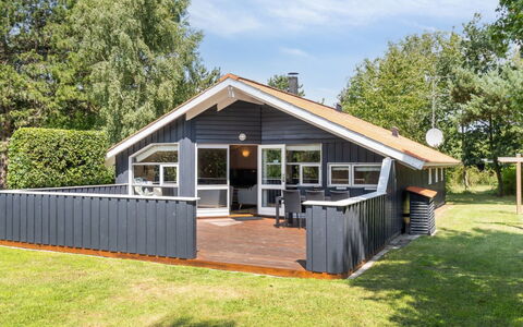 Dorti - 725M from the Sea: Porch, Cottage, Siding, Hardwood, Shade, Estate, Deck, Garden Buildings, Plank, Yard