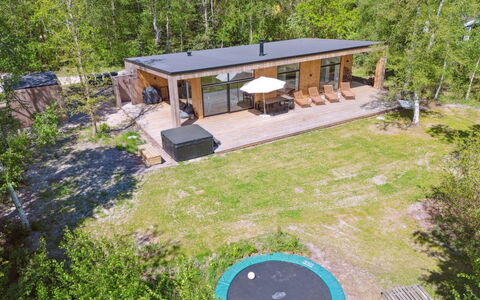 Tinja - 900M from the Sea: Furniture, Interior Design, Flooring, Wood, Floor, Ceiling, Wood Flooring, Chair, Table, Lighting