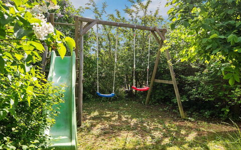 Felicity - 250M from the Sea: Roof, House, Land Lot, Home, Cottage, Estate, Garden Buildings, Shade, Log Cabin, Landscaping