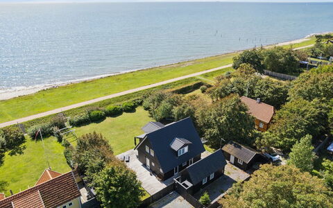Esme - 30M from the Sea: Grass, Grassland, Landscape, Ecoregion, Plain, Plant Community, Land Lot, Outdoor Furniture, Prairie, Shrubland