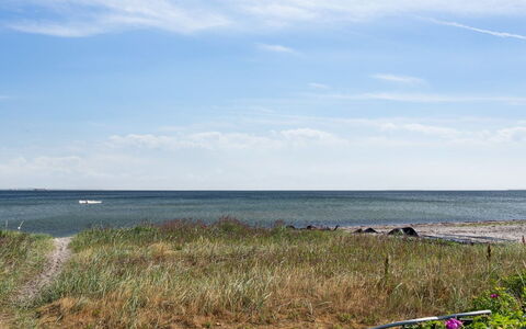 Mirkka - 50M from the Sea: Blue, Shrub, Cottage, Groundcover, Garden, Estate, Shade, Landscaping, Farmhouse, Eco Hotel