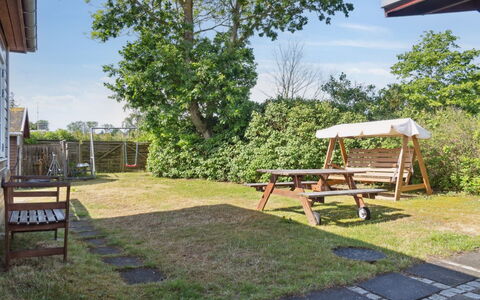Mirkka - 50M from the Sea: Blue, Shrub, Cottage, Groundcover, Garden, Estate, Shade, Landscaping, Farmhouse, Eco Hotel