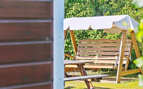 Mirkka - 50M from the Sea: Blue, Shrub, Cottage, Groundcover, Garden, Estate, Shade, Landscaping, Farmhouse, Eco Hotel