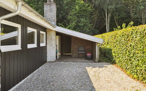 Fiete - 200M from the Sea: Roof, House, Land Lot, Home, Cottage, Estate, Garden Buildings, Shade, Log Cabin, Landscaping