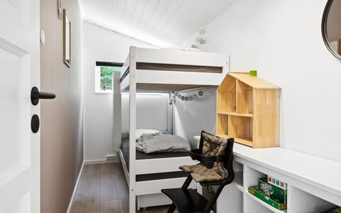 Fiete - 200M from the Sea: Interior Design, Bunk Bed, Furniture, Wood, Floor, Bed, Bedroom, Ceiling, Flooring, Room
