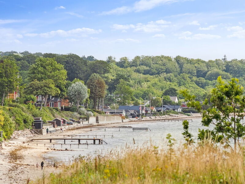 Geeske - 150M from the Sea