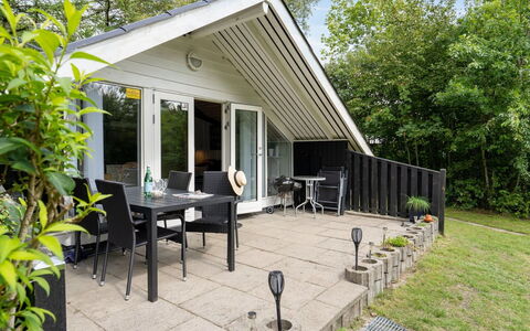 Anselma - 30Km from the Sea: Furniture, Interior Design, Chair, Flooring, Table, Resort, Floor, Ceiling, Room, Eco Hotel