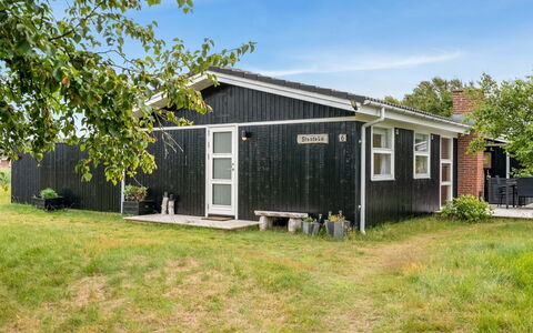 Bentine - 400M from the Sea: Roof, House, Home, Cottage, Door, Siding, Deck, Porch, Plank, Hardwood