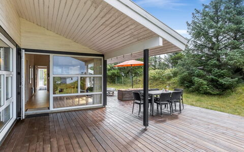 Tineke - 800M from the Sea: Roof, House, Home, Cottage, Door, Siding, Deck, Porch, Plank, Hardwood