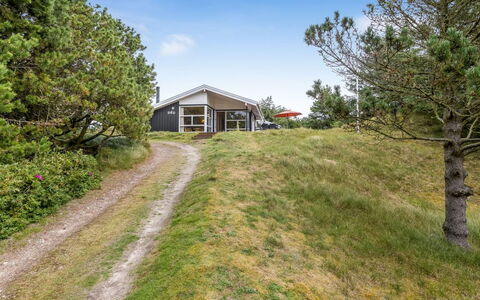 Tineke - 800M from the Sea: Roof, House, Home, Cottage, Door, Siding, Deck, Porch, Plank, Hardwood
