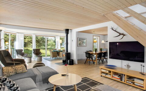 Laila - 1.2Km from the Sea: Roof, House, Home, Cottage, Door, Siding, Deck, Porch, Plank, Hardwood