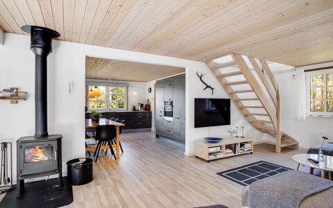 Laila - 1.2Km from the Sea: Roof, House, Home, Cottage, Door, Siding, Deck, Porch, Plank, Hardwood