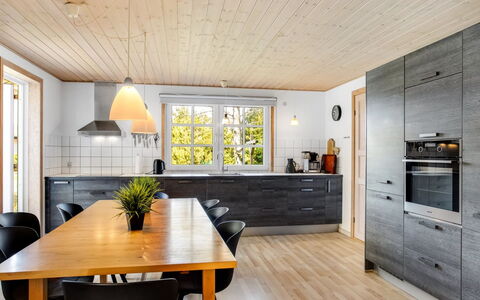Laila - 1.2Km from the Sea: Roof, House, Home, Cottage, Door, Siding, Deck, Porch, Plank, Hardwood