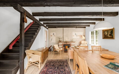 Enya - 1.2Km from the Sea: Cottage, Shed, Hut, Farmhouse, Prairie, Shack, Barn, Log Cabin, Garden Buildings