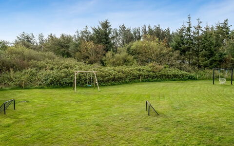 Jerrit - 1.4Km from the Sea: Cottage, Shed, Hut, Farmhouse, Prairie, Shack, Barn, Log Cabin, Garden Buildings