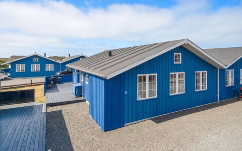Albertina - 300M to the Fjord: House, Roof, Home, Cottage, Shed, Garden Buildings, Siding, Yard, Log Cabin, Hut