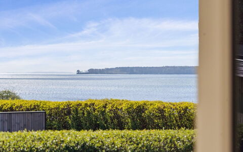 Arnetta - 150M from the Sea: Blue, Horizon, Sea, Coastal And Oceanic Landforms, Ocean, Coast, Lake, Sunlight, Shore, Hedge