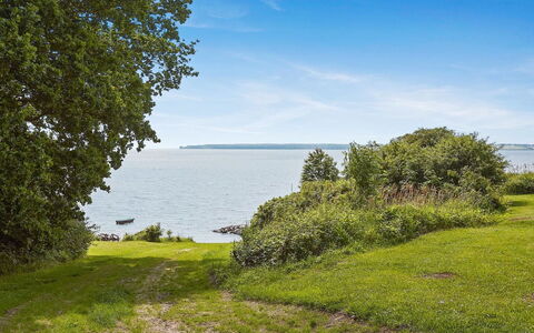 Arnetta - 150M from the Sea: Blue, Water, Body Of Water, Green, Grass, Natural Landscape, Vegetation, Horizon, Coastal And Oceanic Landforms, Grassland