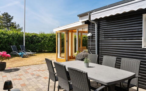 Sari - 250M from the Sea: Wood, Furniture, Outdoor Furniture, Home, Shade, Chair, Door, Outdoor Table, Flowerpot, Porch