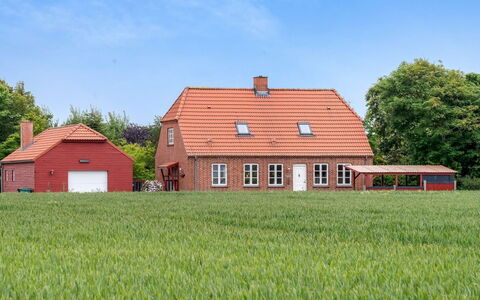 Soria - 600M to the Fjord: Grass, House, Roof, Home, Cottage, Shrub, Land Lot, Rural Area, Farmhouse, Groundcover