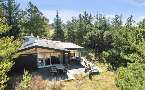 Velika - 1.2Km from the Sea: Roof, House, Land Lot, Home, Cottage, Estate, Garden Buildings, Shade, Log Cabin, Landscaping