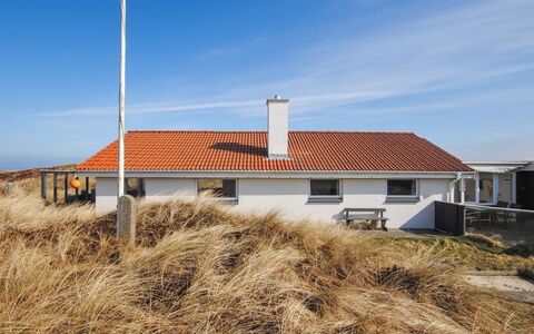 Hilmer - 250M from the Sea: Building, Roof, House, Architecture, Home, Cottage, Land Lot, Rural Area, Plain, Slope
