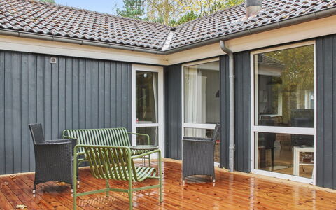 Etel - 600M from the Sea: House, Home, Residential Area, Roof, Cottage, Land Lot, Estate, Yard, Garden, Siding
