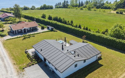Niska - 200M from the Sea