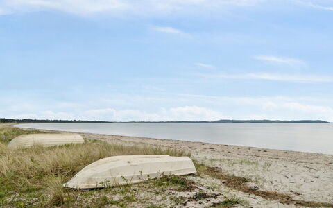 Benja - 150M from the Sea: Apartment, Shade, Balcony, Chair, Fence, Outdoor Furniture, Aluminium, Artificial Turf